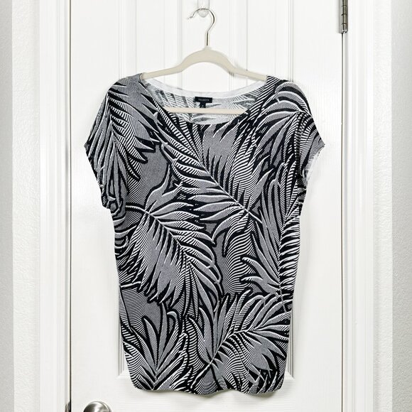 Talbots Linen Pullover Women’s M Black White Palm Print Round Neck Cap Sleeve - Picture 1 of 7